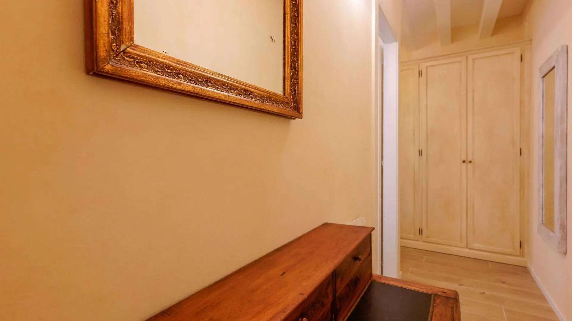 Canaletto Apartment Bologna Italy